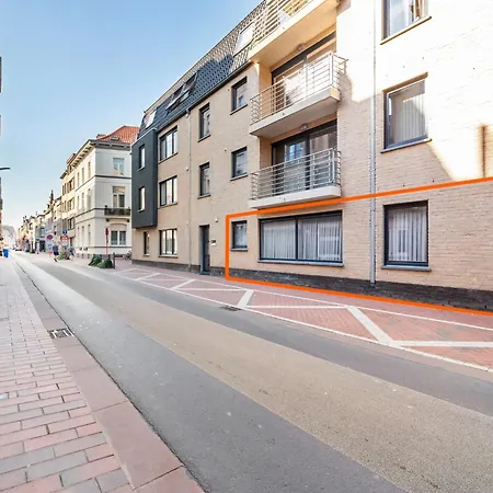 Apartment Flat In Blankenberge Near Beach Promenade, Cleaning Included *