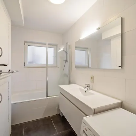 Flat In Blankenberge Near Beach Promenade, Cleaning Included
